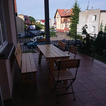 Grodzisko Pokoje Do Wynajecia 库瑞尼卡慕斯卡 外观 照片