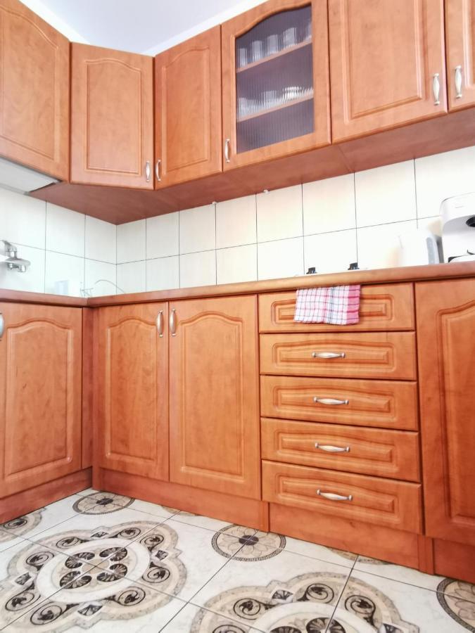 Grodzisko Pokoje Do Wynajecia 库瑞尼卡慕斯卡 外观 照片