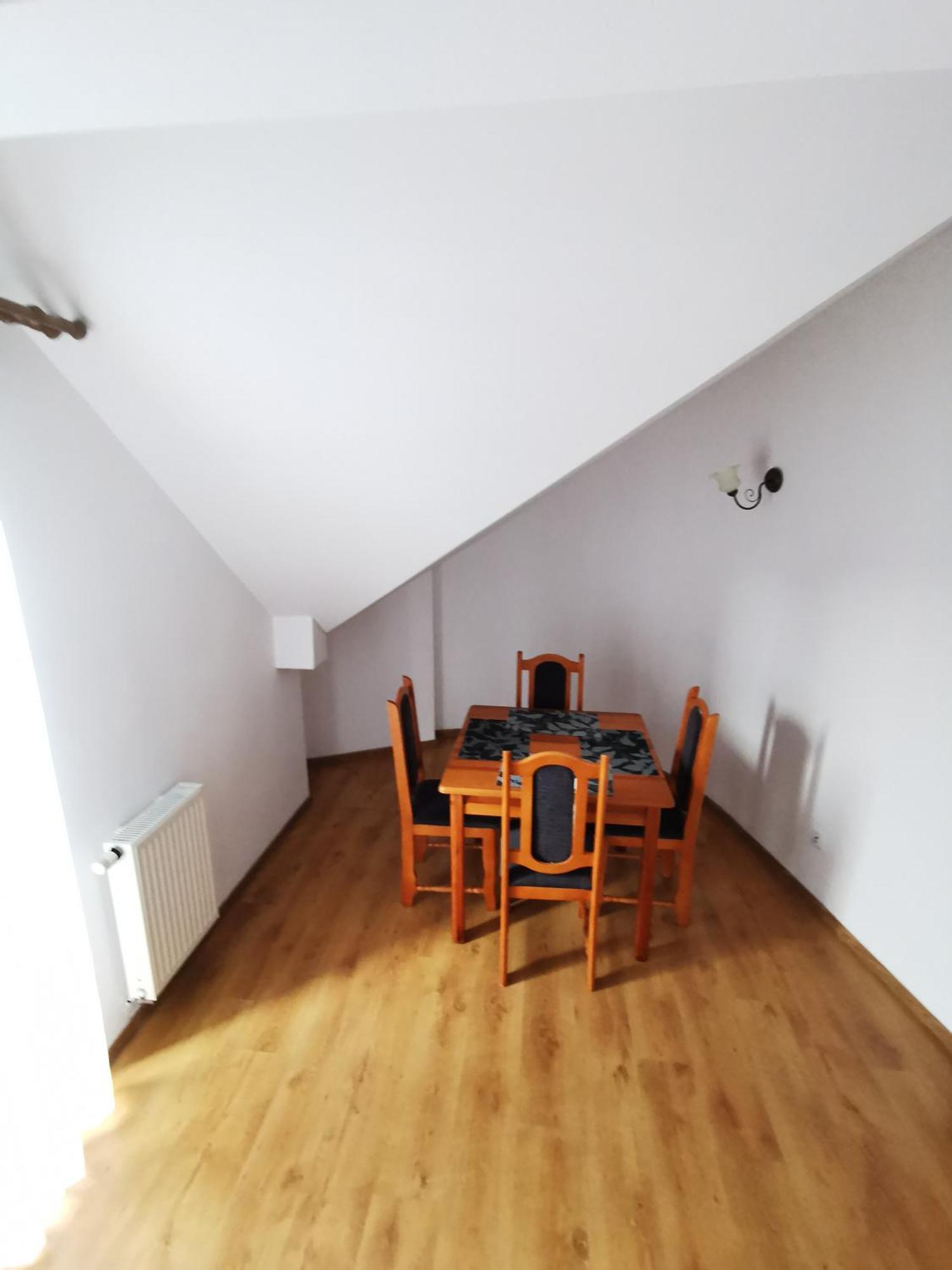 Grodzisko Pokoje Do Wynajecia 库瑞尼卡慕斯卡 客房 照片